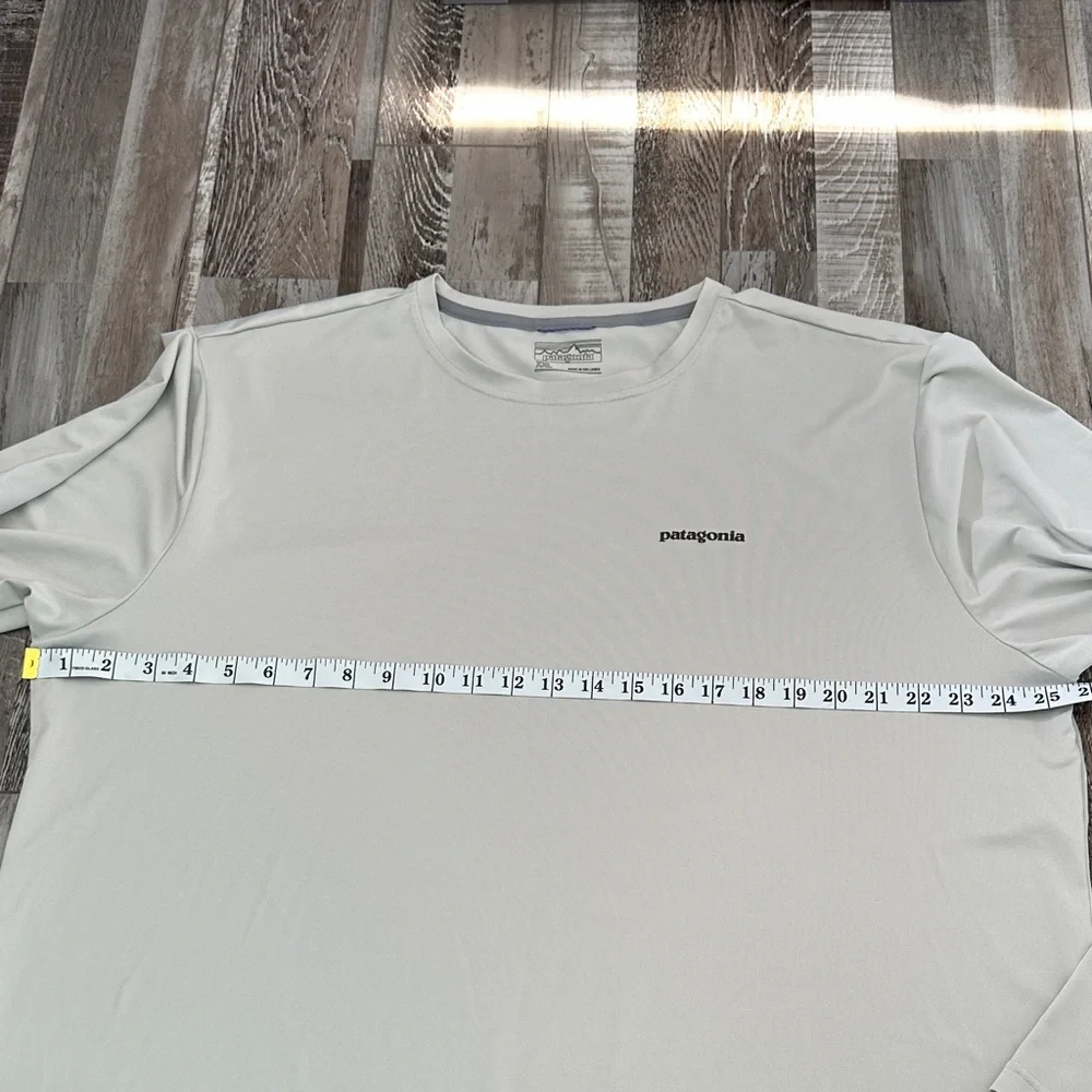 Patagonia Men's Cream Graphic Tech Fish Long Sleeve Shirt - Picture 4 of 8